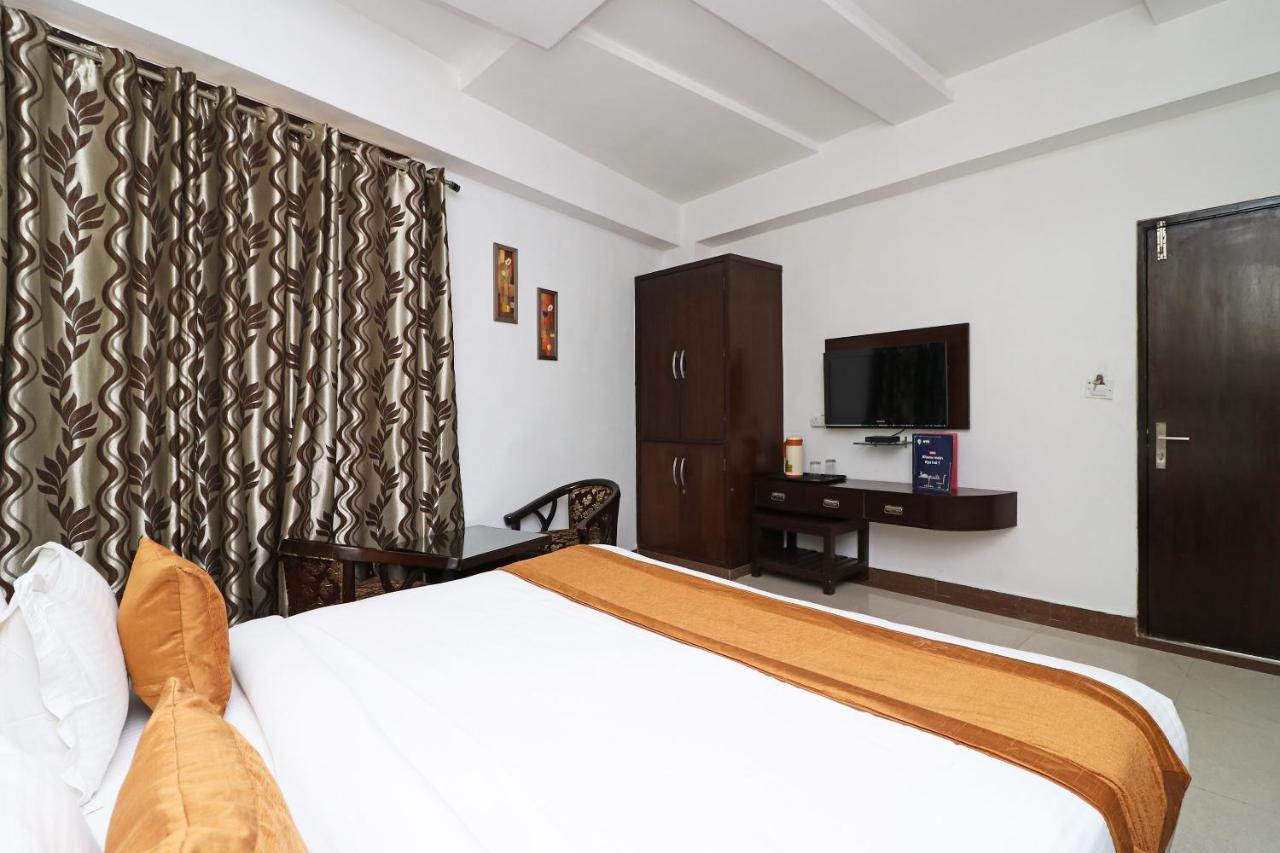 Hotel Samovar By Goyal Hotel アーグラ エクステリア 写真